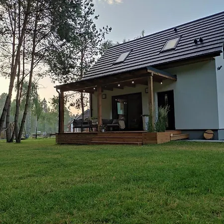 Lesna Przystan Bytyn Holiday home *